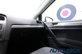 VOLKSWAGEN Golf usata, con Isofix