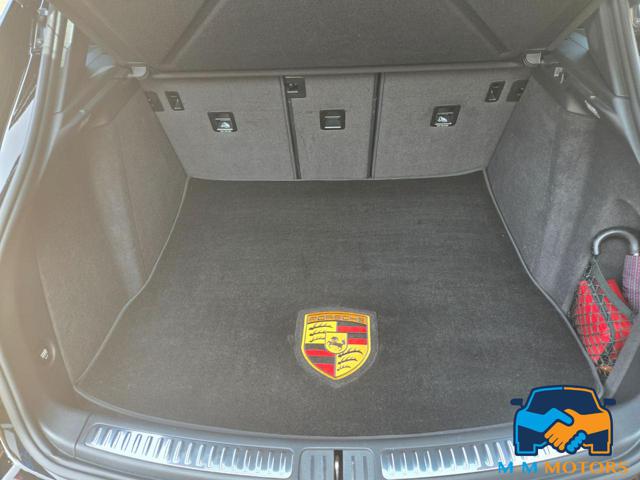 PORSCHE Macan usata 38