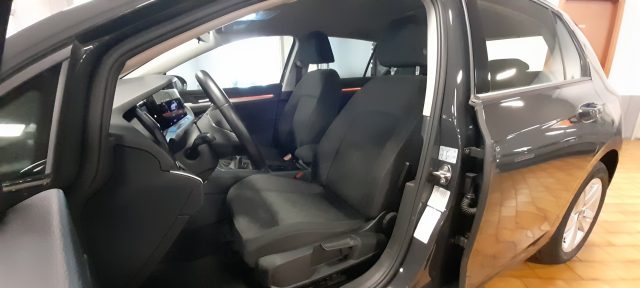VOLKSWAGEN Golf usata, con Bracciolo