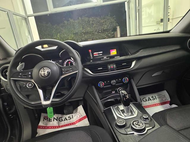 ALFA ROMEO Stelvio usata, con Fari Xenon