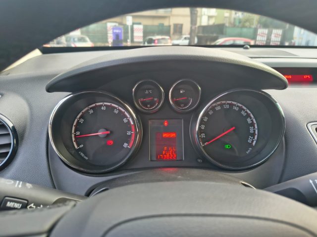 OPEL Meriva usata, con Climatizzatore