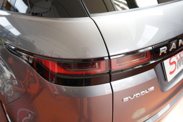 LAND ROVER Range Rover Evoque usata, con Touch screen