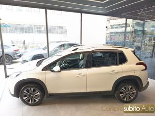 PEUGEOT 2008 usata, con Airbag laterali
