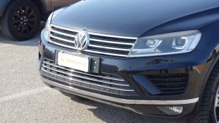 VOLKSWAGEN Touareg usata, con Volante multifunzione