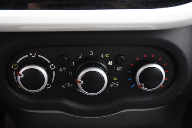 RENAULT Twingo usata, con Sedile posteriore sdoppiato