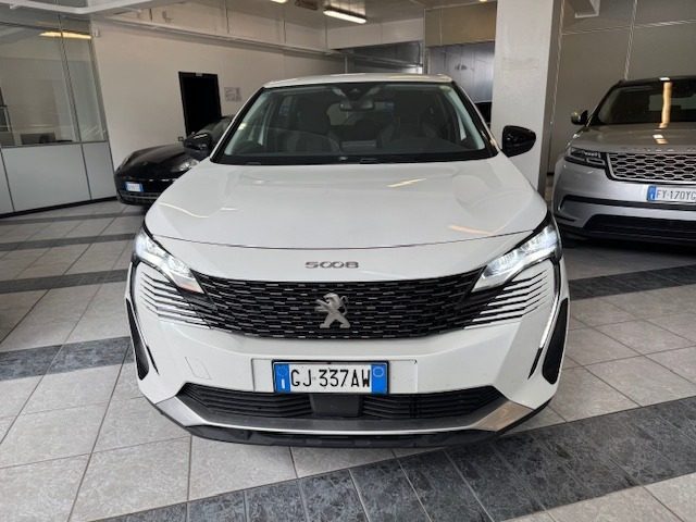 PEUGEOT 5008 usata, con Airbag