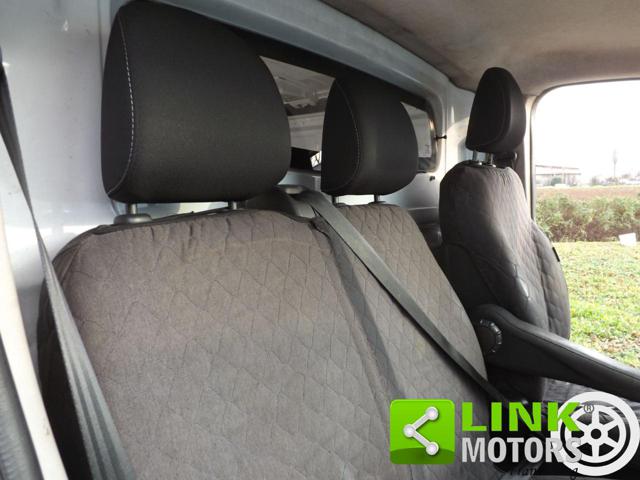 OPEL Vivaro usata 37