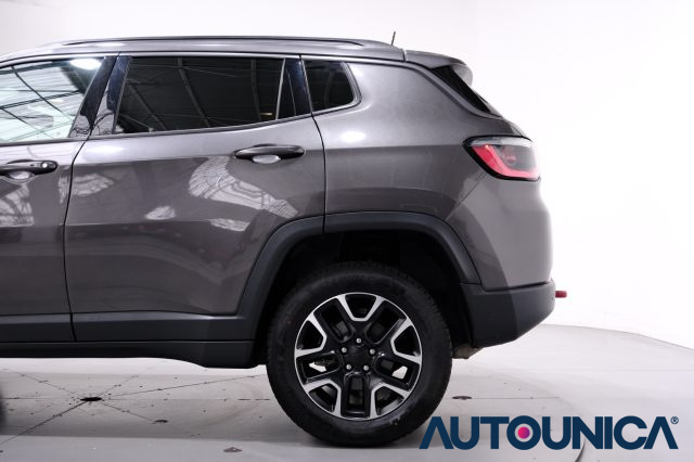 JEEP Compass usata, con Isofix
