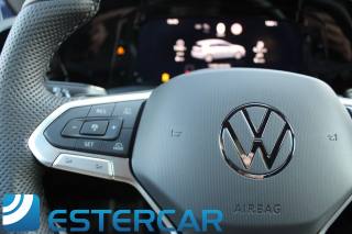 VOLKSWAGEN Golf usata, con Airbag testa