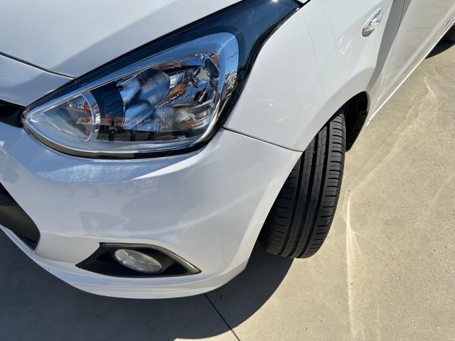 HYUNDAI i10 usata 27
