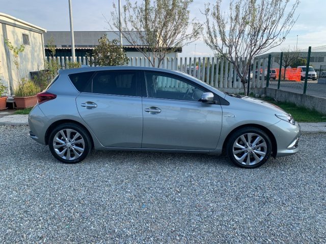 TOYOTA Auris usata, con Alzacristalli elettrici