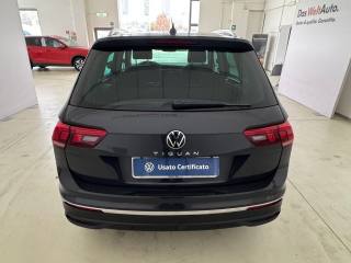 VOLKSWAGEN Tiguan usata, con Autoradio