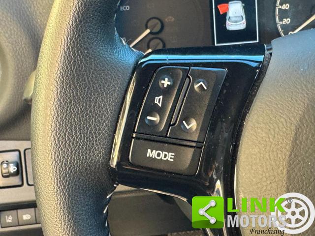 TOYOTA Yaris usata, con Sedile posteriore sdoppiato