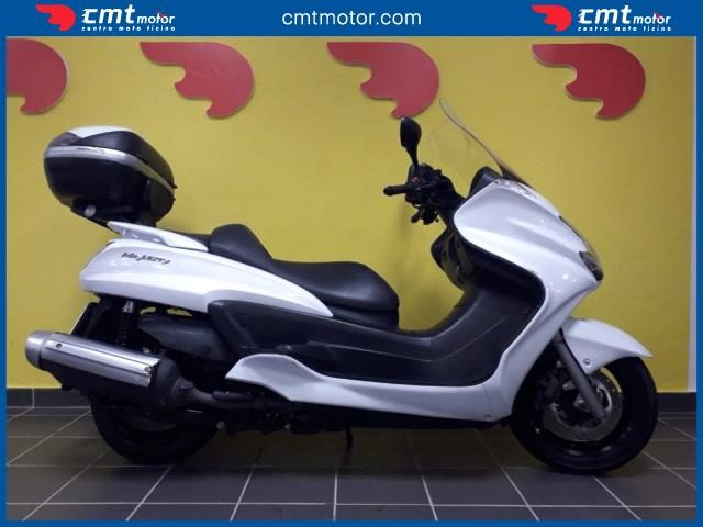YAMAHA Majesty 400 usata 0