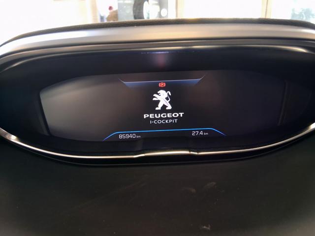 PEUGEOT 3008 usata, con Telecamera per parcheggio assistito