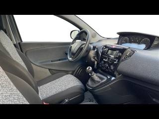 LANCIA Ypsilon usata, con Lettore CD
