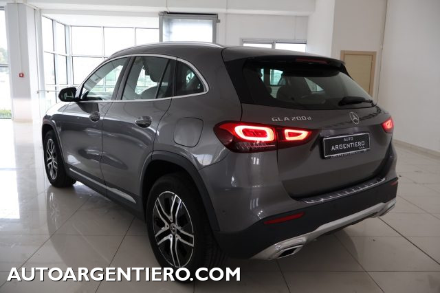 MERCEDES-BENZ GLA 200 usata, con Airbag laterali