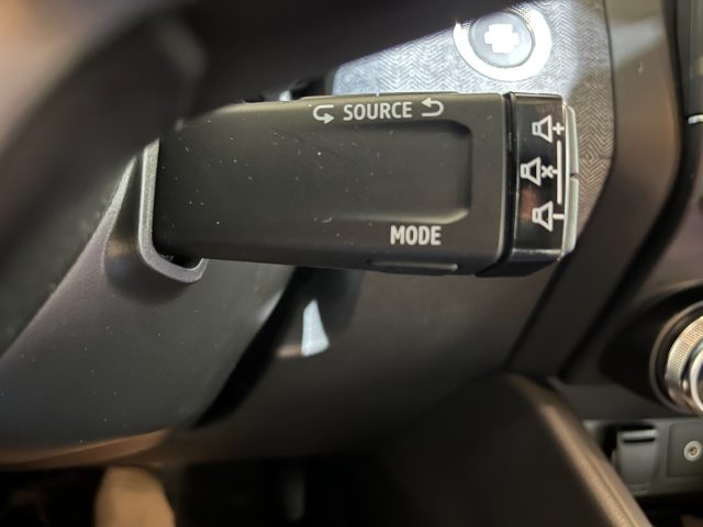 RENAULT Clio usata, con Luci diurne LED