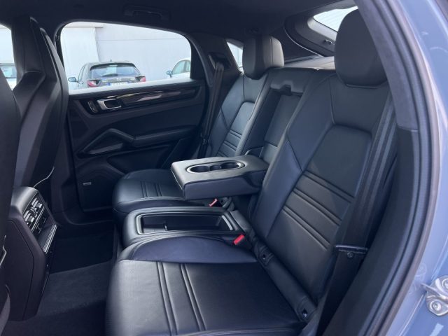 PORSCHE Cayenne usata 9