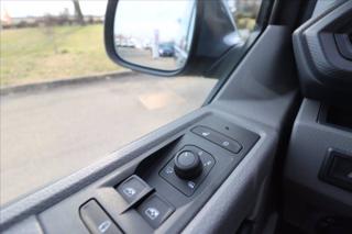 VOLKSWAGEN Transporter usata, con Autoradio