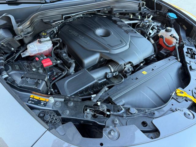 ALFA ROMEO Stelvio usata, con Autoradio digitale
