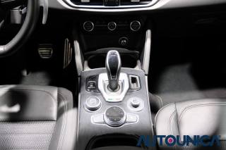 ALFA ROMEO Stelvio usata, con Sensore di luce