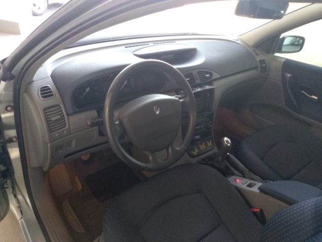 RENAULT Laguna usata, con Climatizzatore