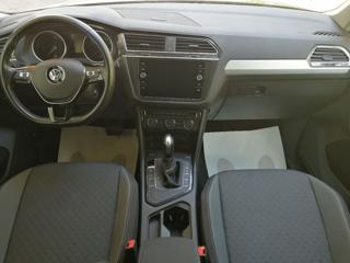 VOLKSWAGEN Tiguan usata, con Autoradio
