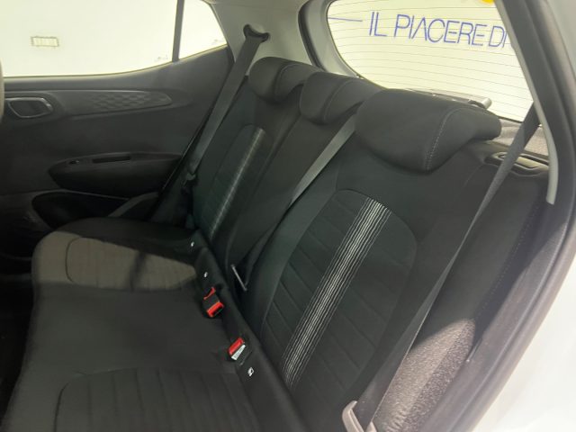 HYUNDAI i10 usata, con USB