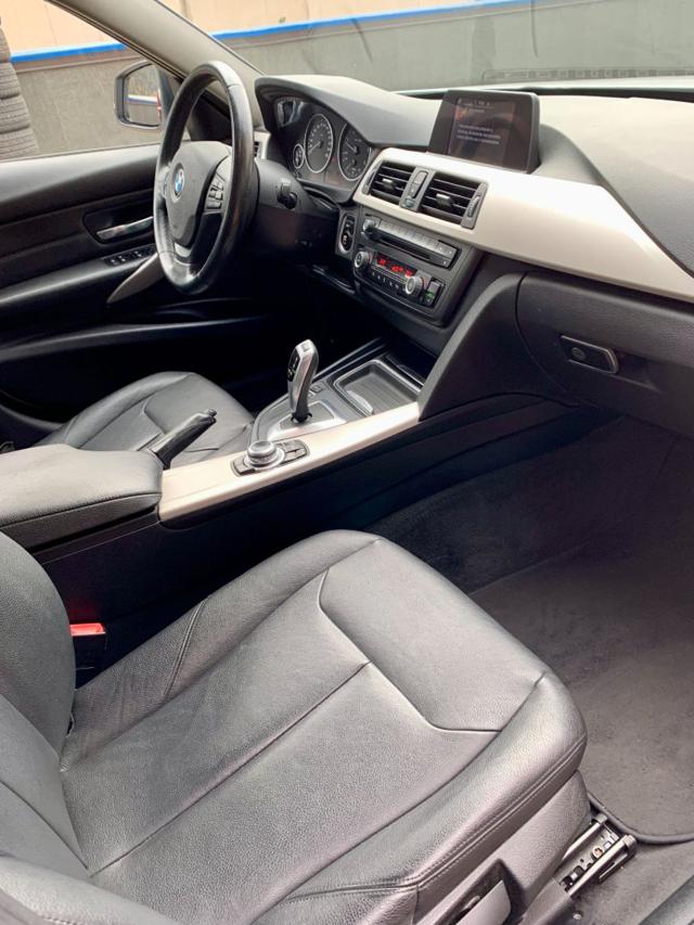 BMW 320 usata, con Fendinebbia