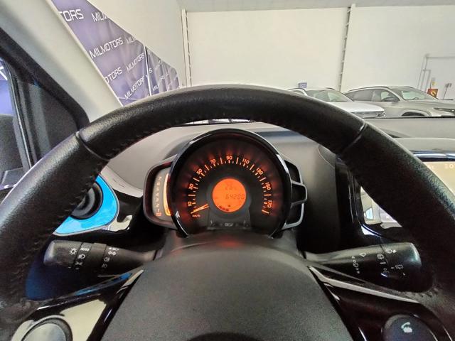 TOYOTA Aygo usata, con Specchietti laterali elettrici