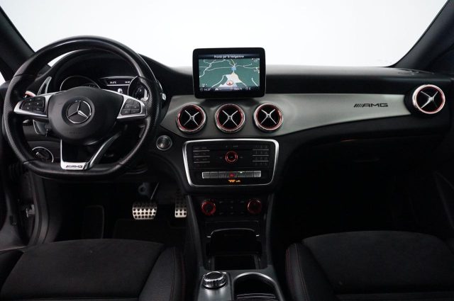 MERCEDES-BENZ CLA 200 usata, con Chiusura centralizzata