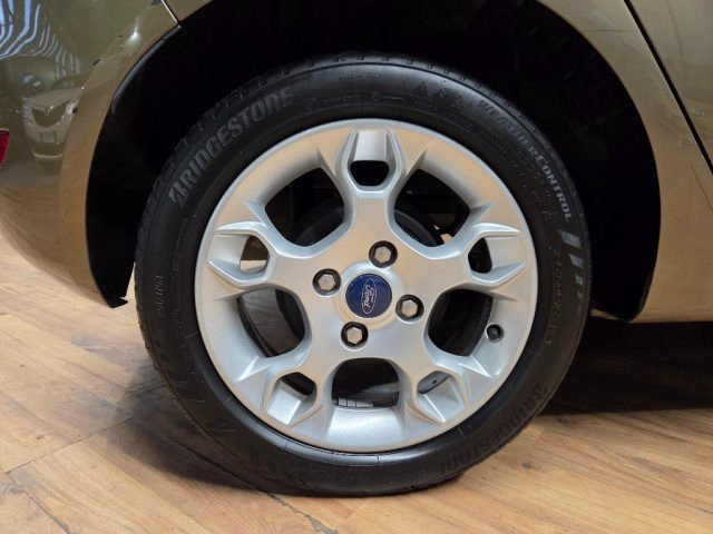 FORD Fiesta usata, con Chiusura centralizzata