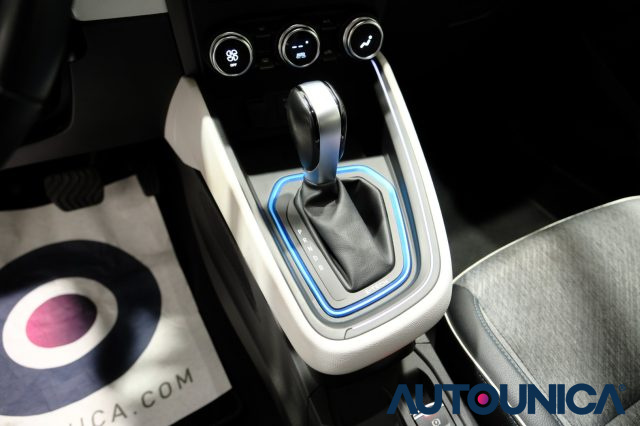 RENAULT Clio usata, con Sound system