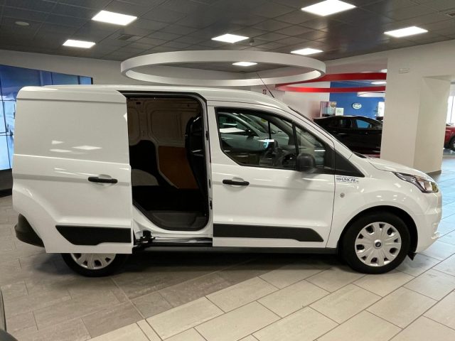 FORD Transit Connect usata, con Autoradio digitale