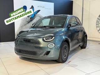 FIAT 500e Berlina 42 kWh Giorgio Armani