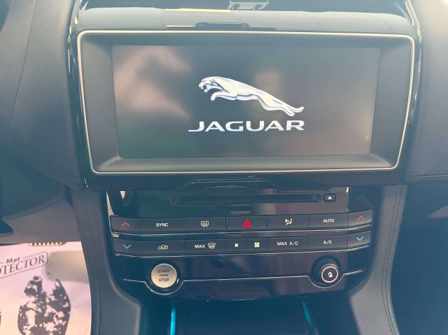 JAGUAR F-Pace usata, con Fari Xenon