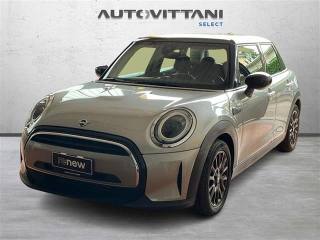 MINI Mini 5 Porte 1.5 Twin Power Turbo Cooper Essential