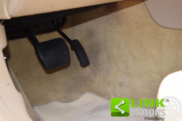 JAGUAR XK usata, con Sensori di parcheggio anteriori