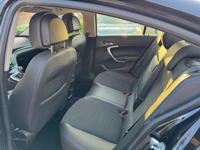OPEL Insignia usata, con Controllo automatico clima