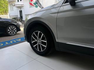 VOLKSWAGEN Tiguan usata, con Autoradio digitale