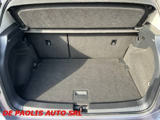 VOLKSWAGEN T-Cross usata, con USB