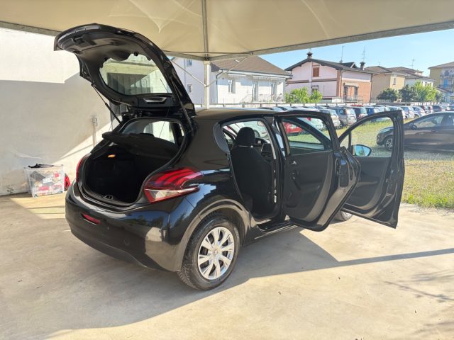PEUGEOT 208 usata, con Sensore di luce