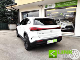 MERCEDES-BENZ EQA usata, con ESP