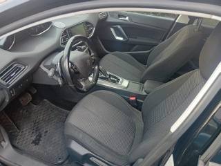 PEUGEOT 308 usata, con Fari LED