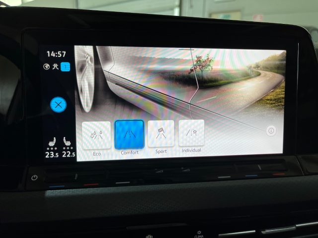 VOLKSWAGEN Golf usata, con Controllo automatico clima