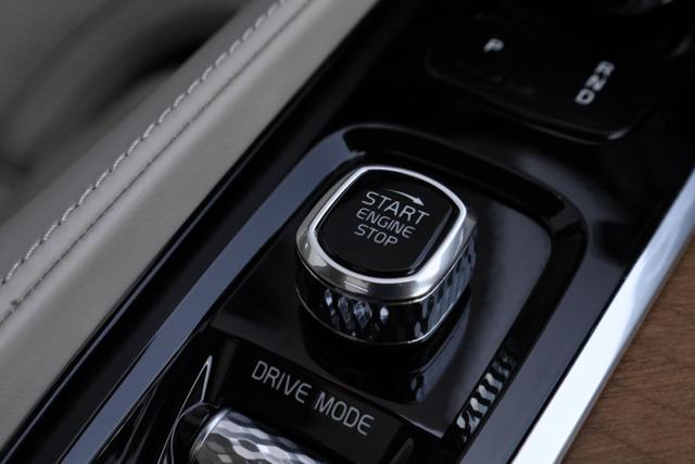 VOLVO XC90 usata, con Bracciolo
