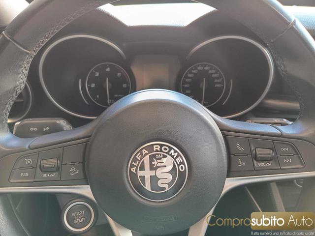 ALFA ROMEO Stelvio usata 26