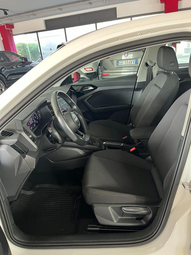 AUDI A1 usata, con Autoradio
