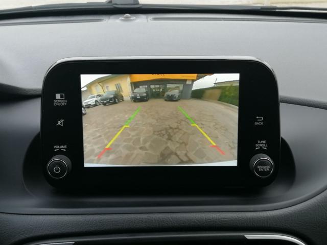 FIAT Tipo usata, con Volante in pelle